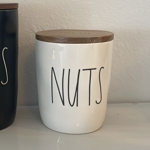 🔴 SOLD Small white cellar with wood lid